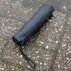 Nutcrackers Middelvinger Paraplu -Regenjas En Paraplu 1200x1200 401