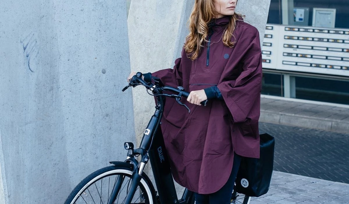 AGU Grant Regenponcho Essential Unisex - Navy Blauw - One Size - Dames & Heren - Waterdicht & Ademend AGU Grant Regenponcho Essential Unisex - Navy Blauw - One Size - Dames & Heren - Waterdicht & Ademend -Regenjas En Paraplu 1200x700 10