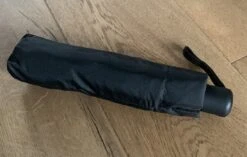 HUISSON Paraplu Stormparaplu Automatisch Uit En Inklapbaar Opvouwbaar Lichtgewicht 330 Gram Windproof Zwart -Regenjas En Paraplu 1200x764