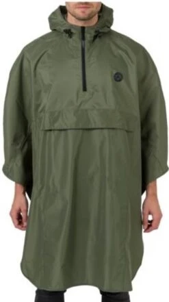 Army Groen Poncho Grant Van Agu -Regenjas En Paraplu 672x1200 3