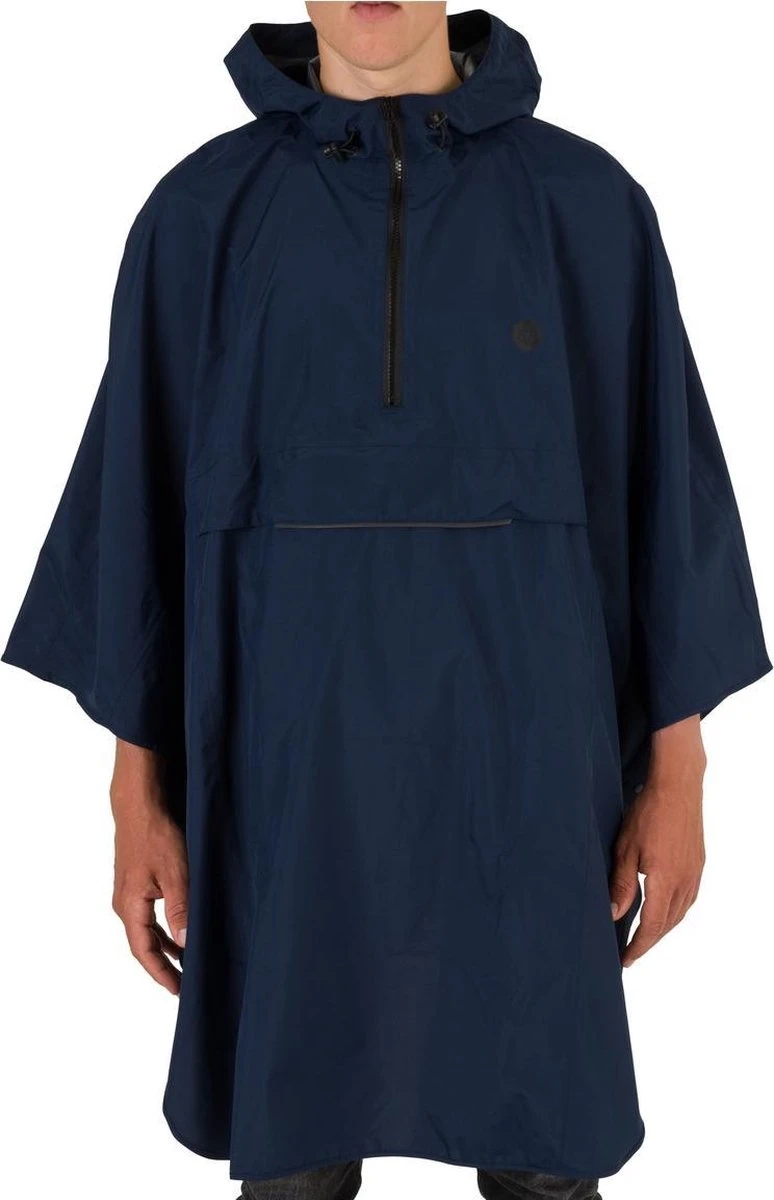AGU Grant Regenponcho Essential Unisex - Navy Blauw - One Size - Dames & Heren - Waterdicht & Ademend AGU Grant Regenponcho Essential Unisex - Navy Blauw - One Size - Dames & Heren - Waterdicht & Ademend -Regenjas En Paraplu 774x1200 7